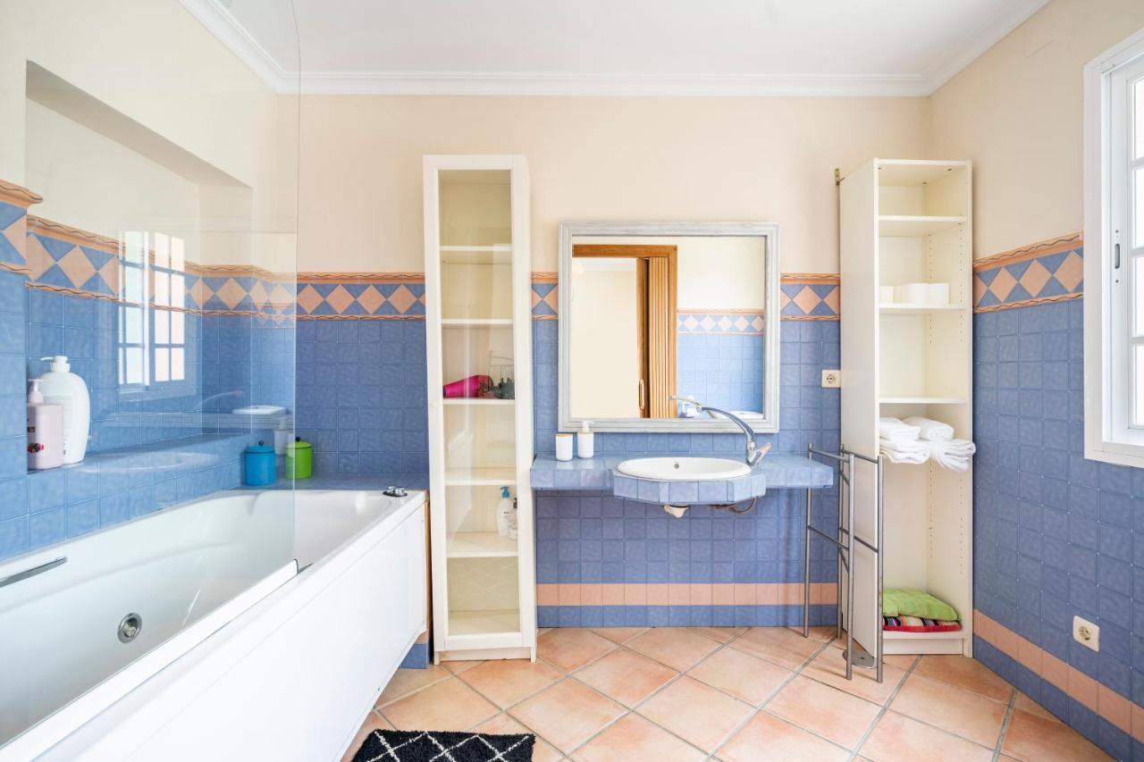 Villa Laforge Carmona  Ngoại thất bức ảnh